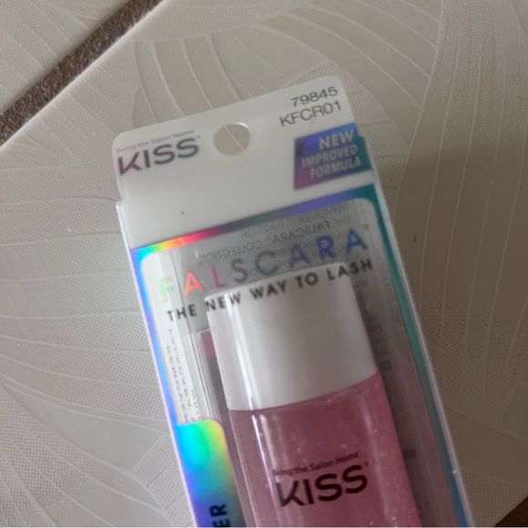 Kiss Makeup Kiss Falscara Eyelash Remover With Bond And Seal Poshmark